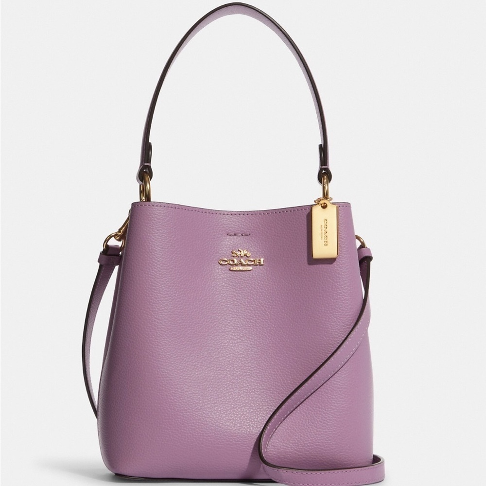 Small town bucket bag